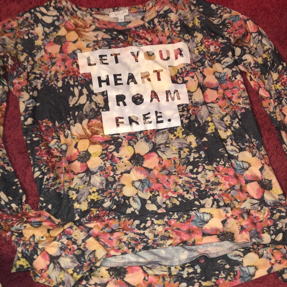Graphic top